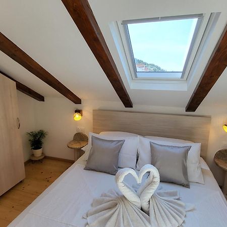 Stone House Apartments Didini Dvori 鲁巴达 外观 照片