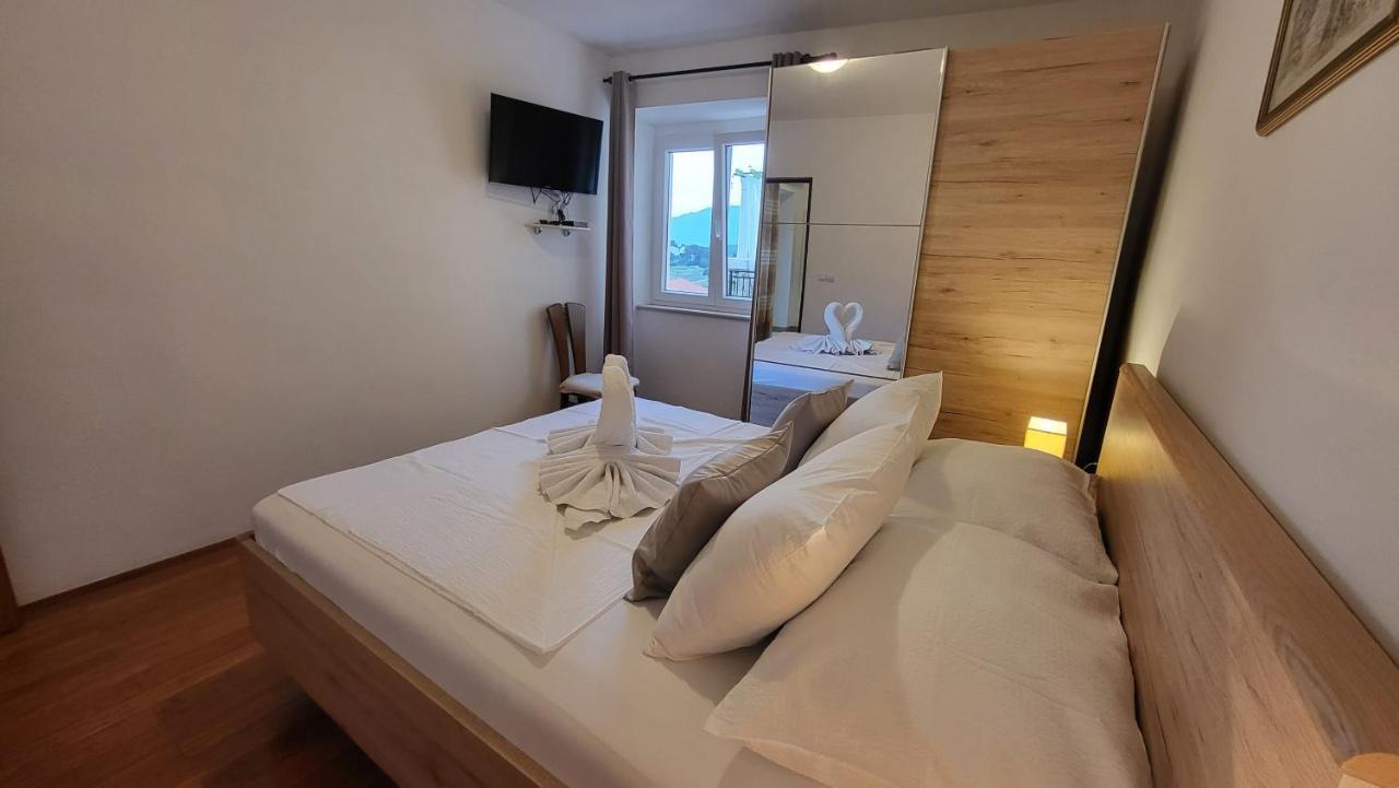 Stone House Apartments Didini Dvori 鲁巴达 外观 照片